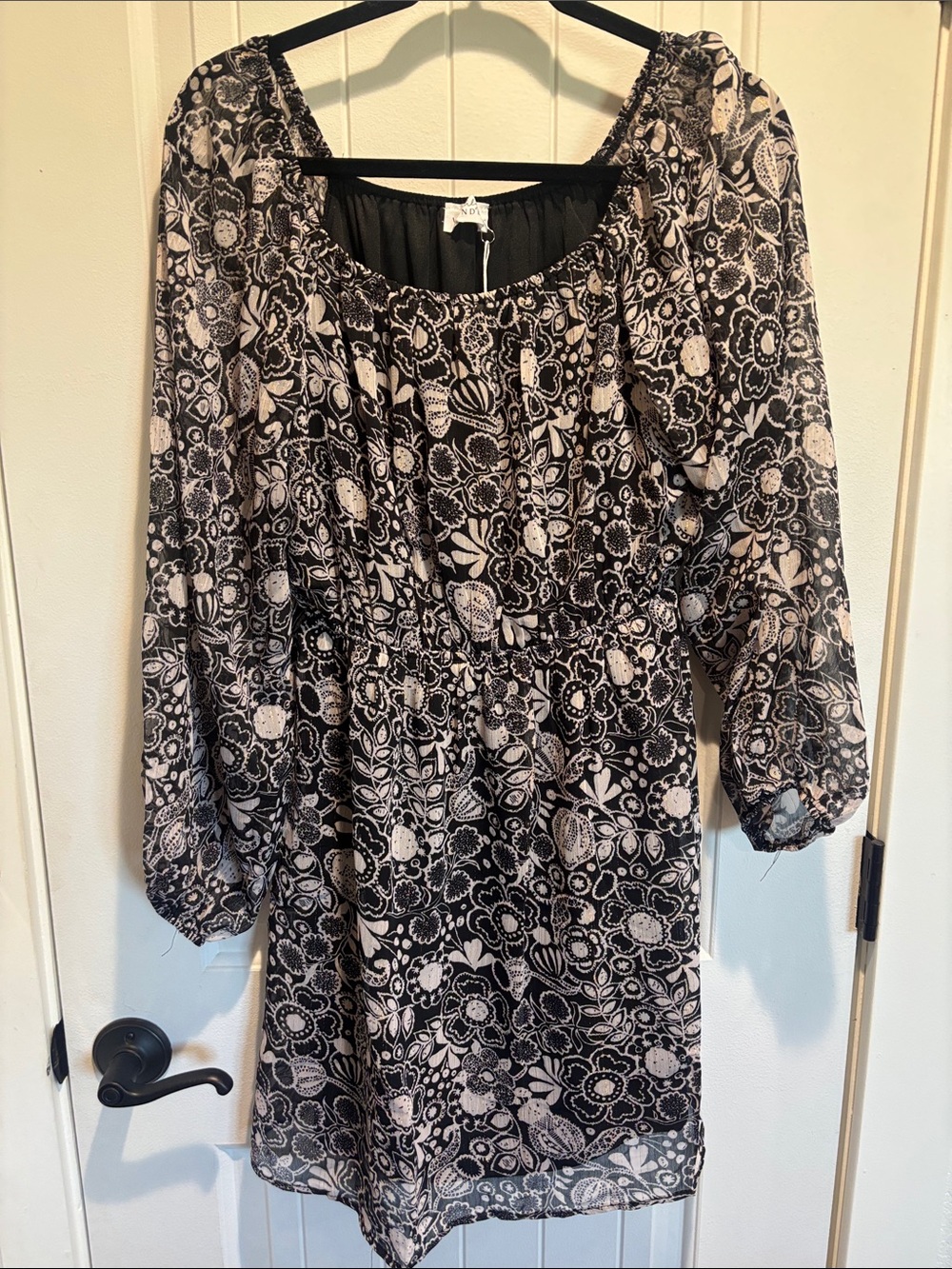 Black & White Floral Long Sleeve Peasant Dress - Women's